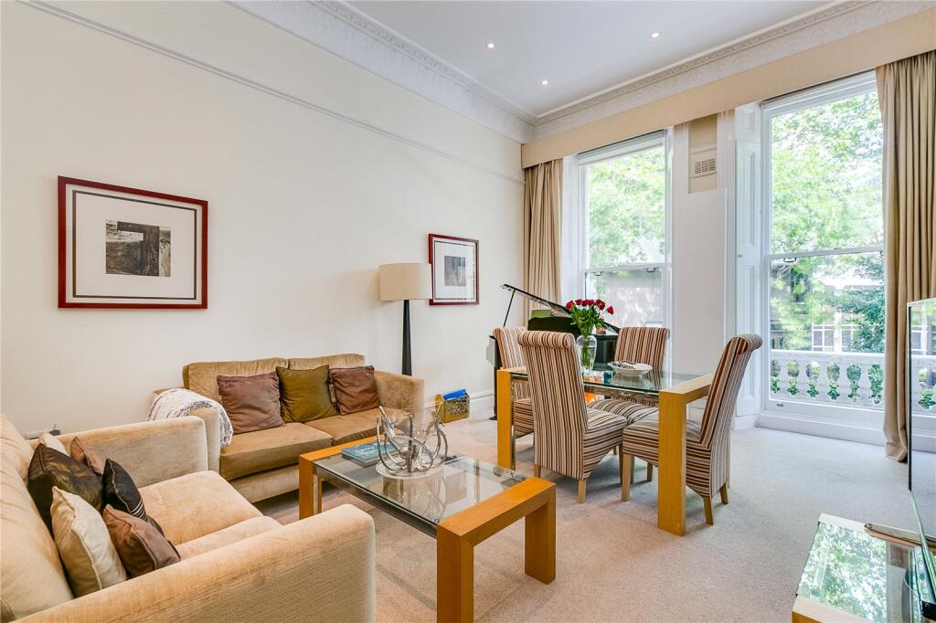 2 bed 1st Floor Flat for rent in Kensington. From Chestertons Estate Agents - South Kensington Lettings