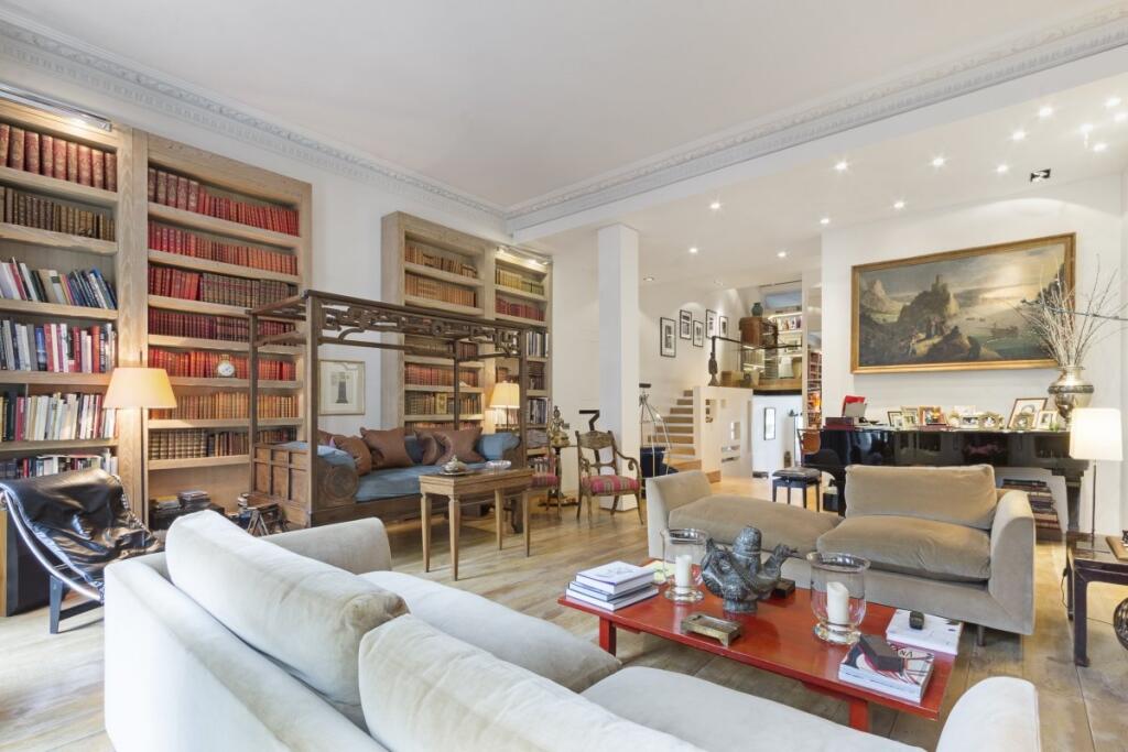 5 bed Detached for rent in Chelsea. From Chestertons Estate Agents - South Kensington Lettings 5 bed Detached for rent in Chelsea. From Chestertons Estate Agents - South Kensington Lettings