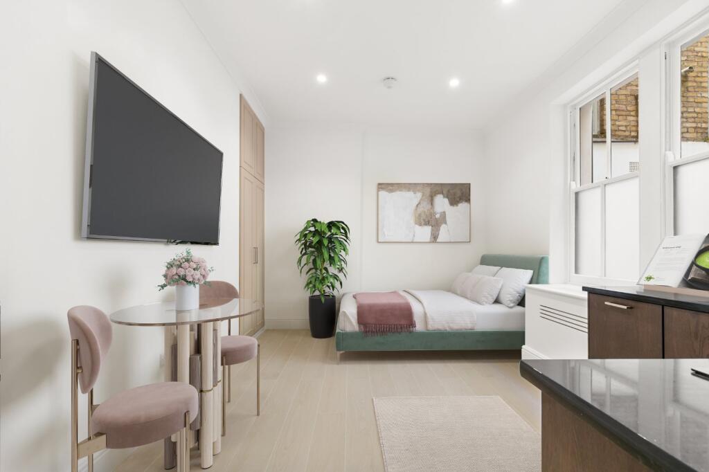 4 bed 1st Floor Flat for rent in Chelsea. From Chestertons Estate Agents - South Kensington Lettings