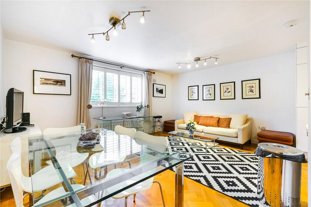 2 bed 1st Floor Flat for rent in Kensington. From Chestertons Estate Agents - South Kensington Lettings 2 bed 1st Floor Flat for rent in Kensington. From Chestertons Estate Agents - South Kensington Lettings