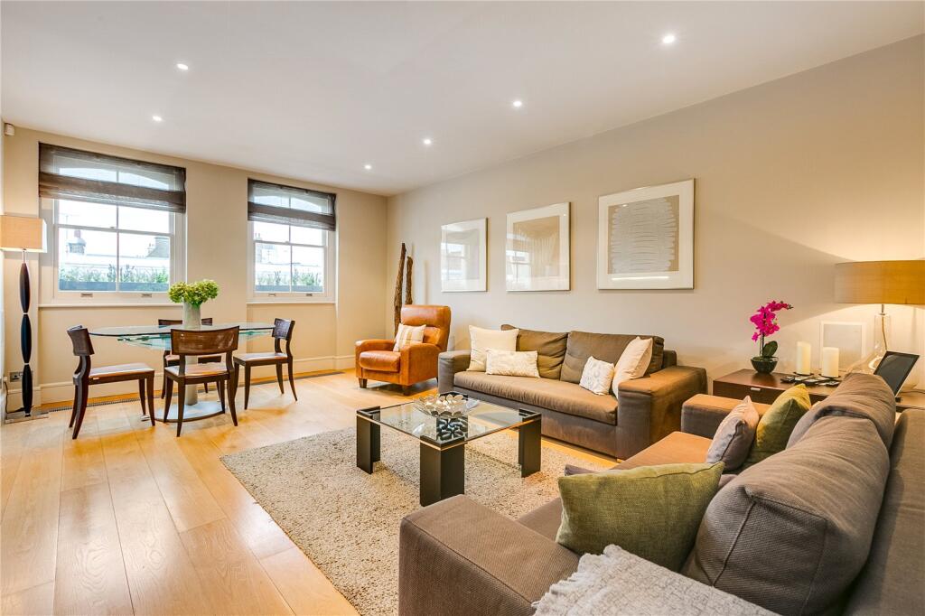 2 bed 1st Floor Flat for rent in Kensington. From Chestertons Estate Agents - South Kensington Lettings