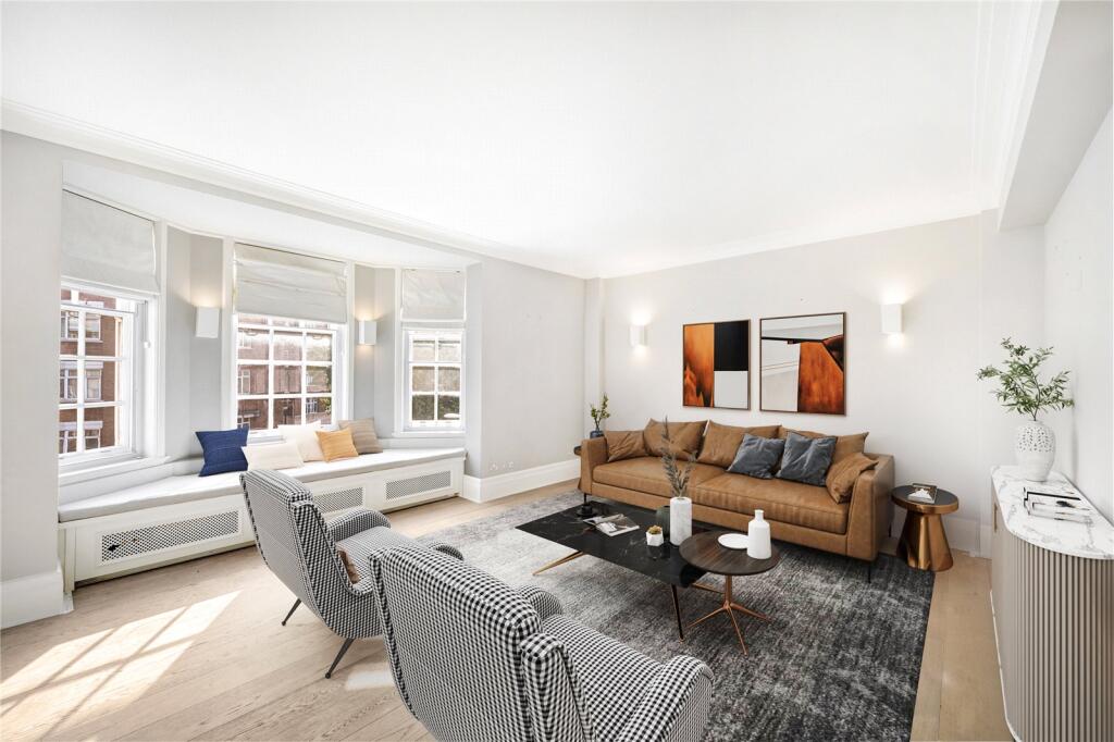 3 bed 1st Floor Flat for rent in Chelsea. From Chestertons Estate Agents - South Kensington Lettings