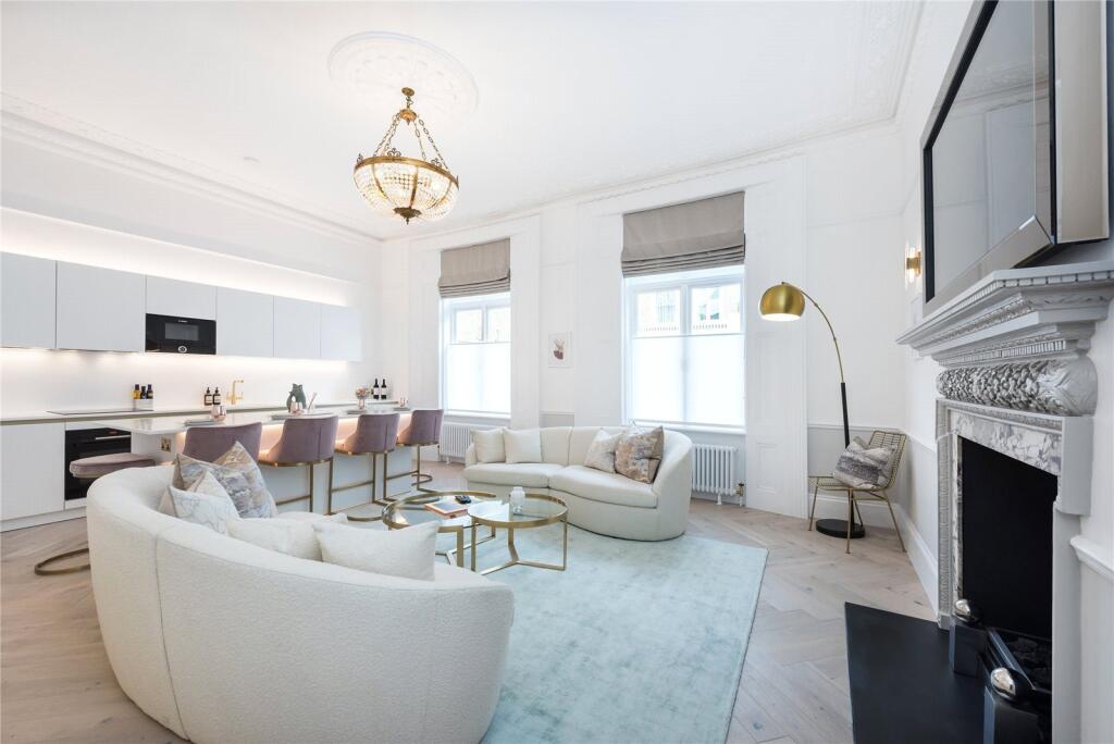 2 bed 1st Floor Flat for rent in Kensington. From Chestertons Estate Agents - South Kensington Lettings 2 bed 1st Floor Flat for rent in Kensington. From Chestertons Estate Agents - South Kensington Lettings