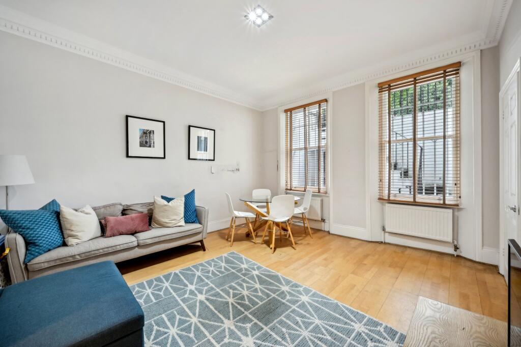 1 bed 1st Floor Flat for rent in Kensington. From Chestertons Estate Agents - South Kensington Lettings