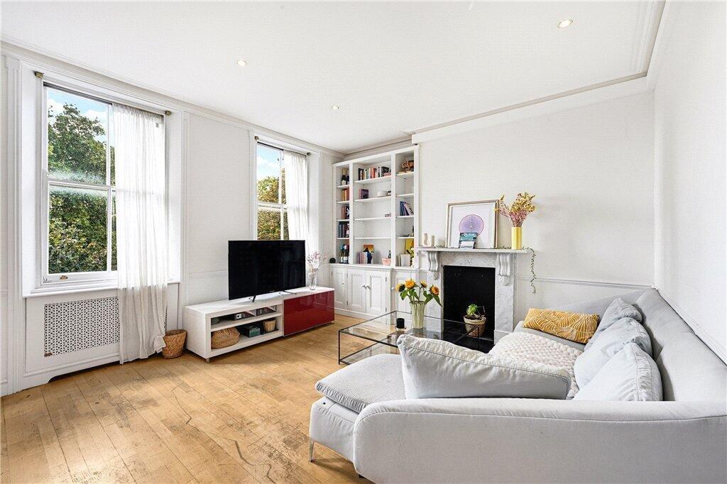 3 bed 1st Floor Flat for rent in Kensington. From Chestertons Estate Agents - South Kensington Lettings 3 bed 1st Floor Flat for rent in Kensington. From Chestertons Estate Agents - South Kensington Lettings