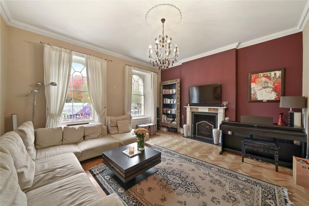 4 bed Mid Terraced House for rent in Paddington. From Chestertons Estate Agents - St Johns Wood Lettings