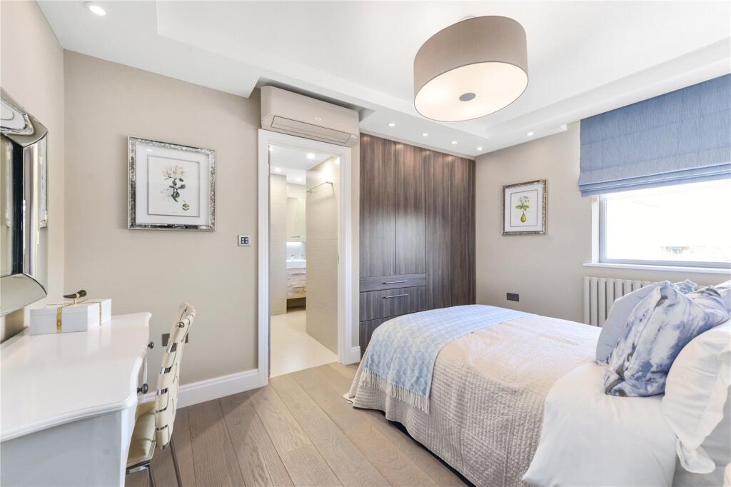 3 bed 1st Floor Flat for rent in Hampstead. From Chestertons Estate Agents - St Johns Wood Lettings 3 bed 1st Floor Flat for rent in Hampstead. From Chestertons Estate Agents - St Johns Wood Lettings