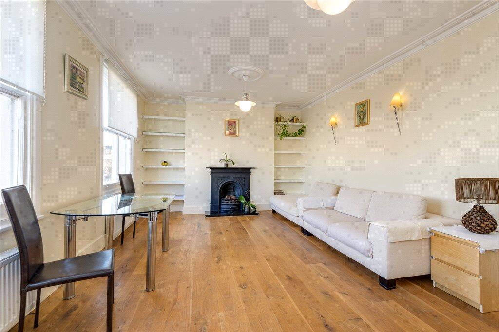 2 bed 1st Floor Flat for rent in Hampstead. From Chestertons Estate Agents - St Johns Wood Lettings 2 bed 1st Floor Flat for rent in Hampstead. From Chestertons Estate Agents - St Johns Wood Lettings
