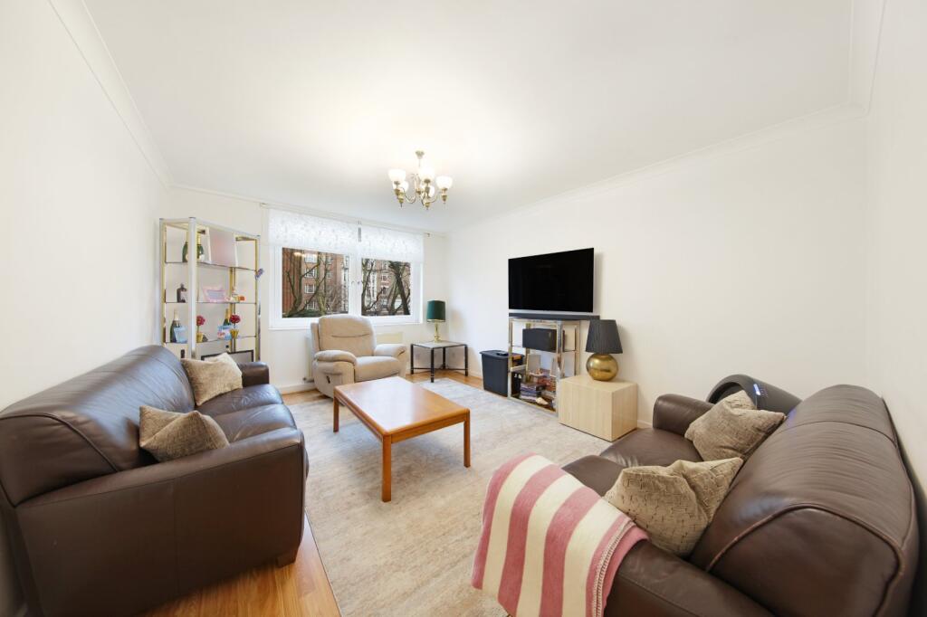 2 bed 1st Floor Flat for rent in Paddington. From Chestertons Estate Agents - St Johns Wood Lettings