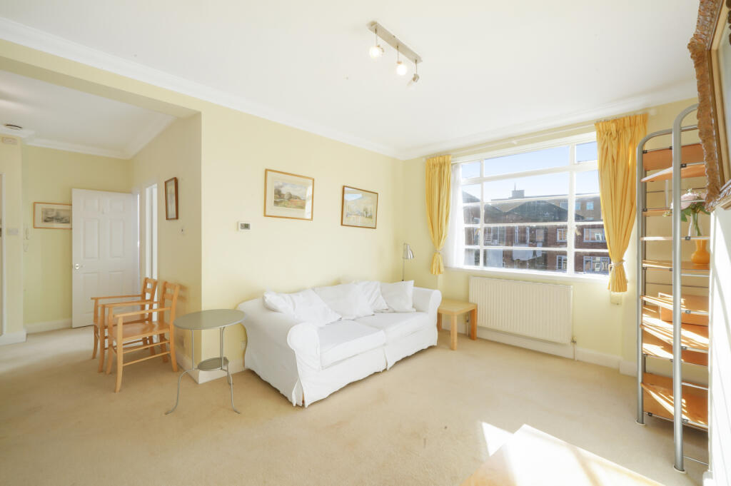 2 bed 1st Floor Flat for rent in Camden Town. From Chestertons Estate Agents - St Johns Wood Lettings