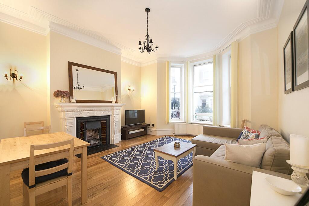 2 bed 1st Floor Flat for rent in Hampstead. From Chestertons Estate Agents - St Johns Wood Lettings