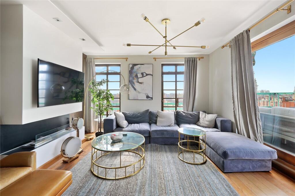 3 bed 1st Floor Flat for rent in Camden Town. From Chestertons Estate Agents - St Johns Wood Lettings