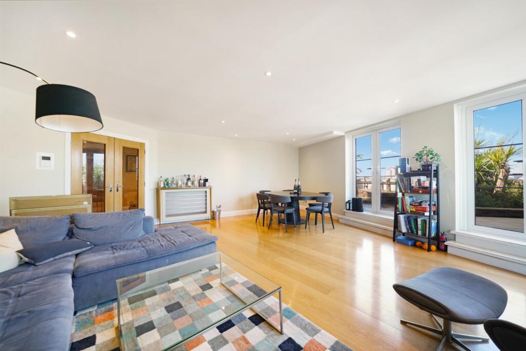 3 bed Not Specified for rent in Camden Town. From Chestertons Estate Agents - St Johns Wood Lettings