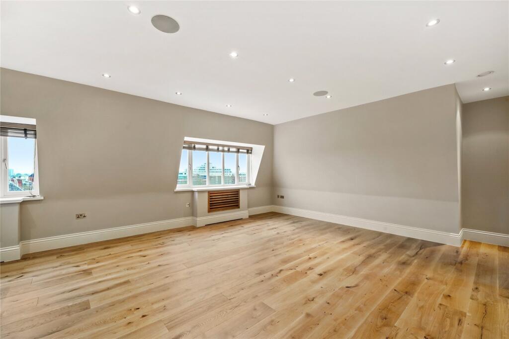 3 bed 1st Floor Flat for rent in Paddington. From Chestertons Estate Agents - St Johns Wood Lettings