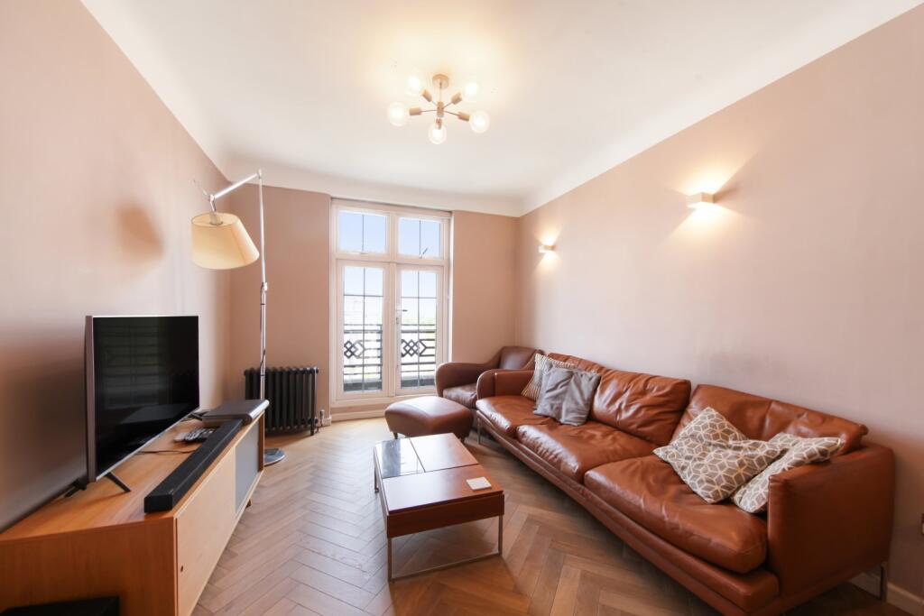 1 bed 1st Floor Flat for rent in Camden Town. From Chestertons Estate Agents - St Johns Wood Lettings
