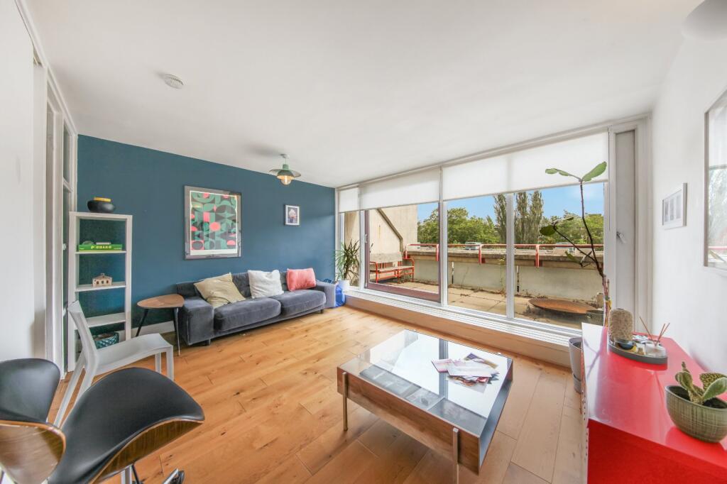 1 bed 1st Floor Flat for rent in Hampstead. From Chestertons Estate Agents - St Johns Wood Lettings