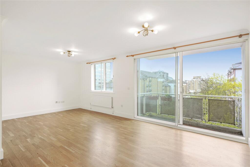 3 bed 1st Floor Flat for rent in Paddington. From Chestertons Estate Agents - St Johns Wood Lettings