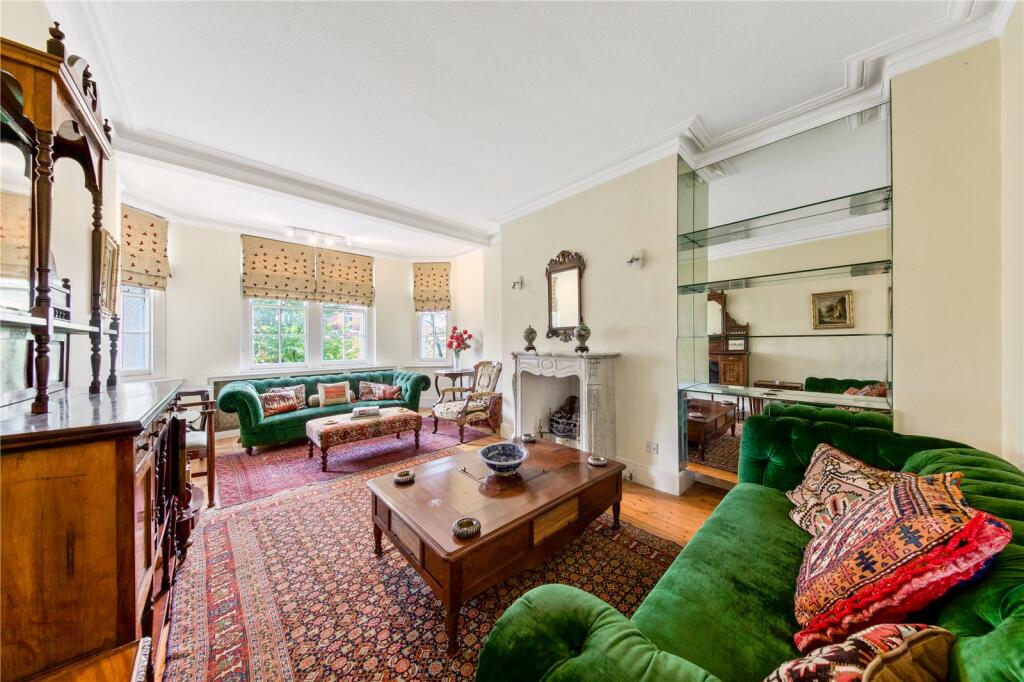 3 bed 1st Floor Flat for rent in Paddington. From Chestertons Estate Agents - St Johns Wood Lettings