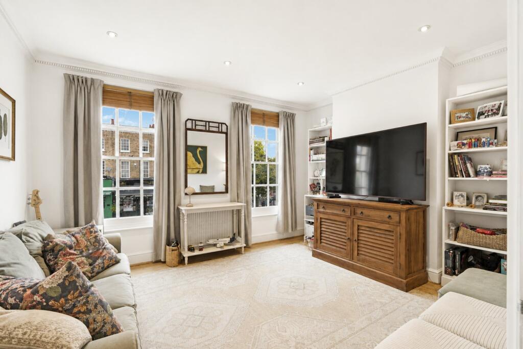 3 bed Mid Terraced House for rent in Camden Town. From Chestertons Estate Agents - St Johns Wood Lettings