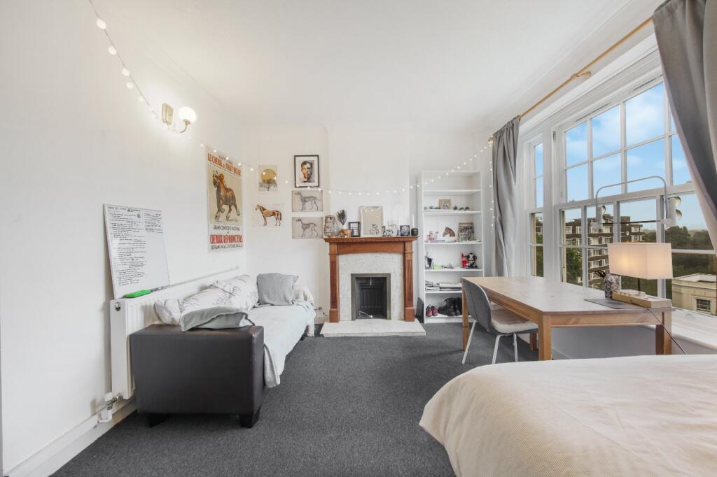 3 bed 1st Floor Flat for rent in Camden Town. From Chestertons Estate Agents - St Johns Wood Lettings 3 bed 1st Floor Flat for rent in Camden Town. From Chestertons Estate Agents - St Johns Wood Lettings