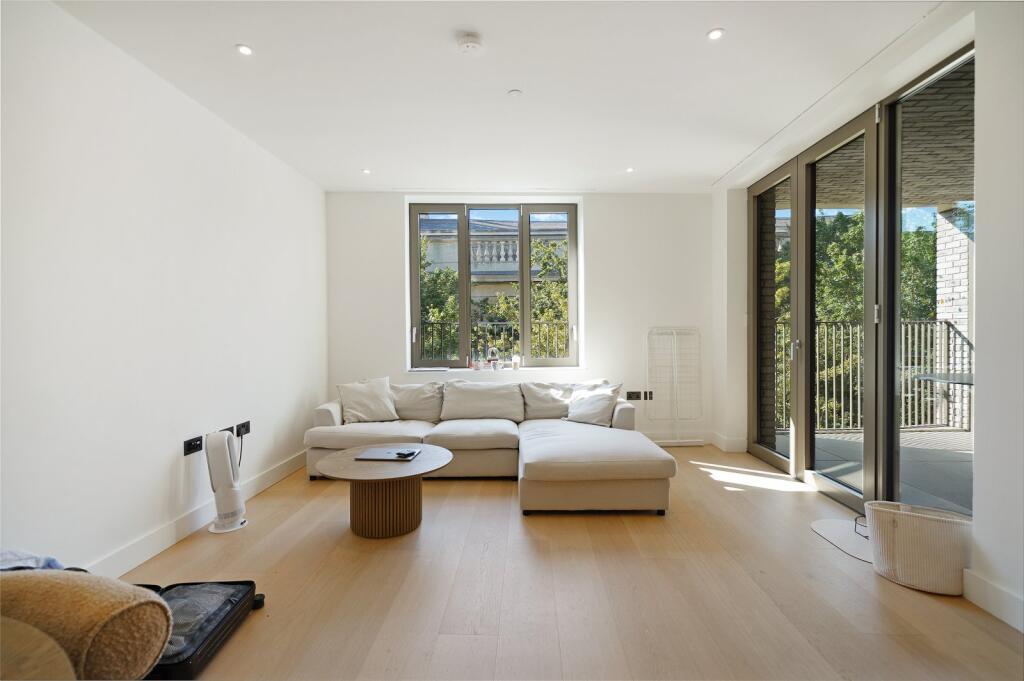3 bed 1st Floor Flat for rent in Camden Town. From Chestertons Estate Agents - St Johns Wood Lettings