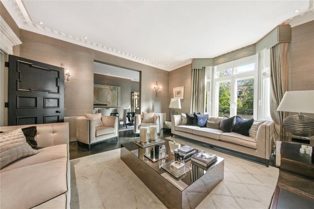 3 bed 1st Floor Flat for rent in Camden Town. From Chestertons Estate Agents - St Johns Wood Lettings 3 bed 1st Floor Flat for rent in Camden Town. From Chestertons Estate Agents - St Johns Wood Lettings
