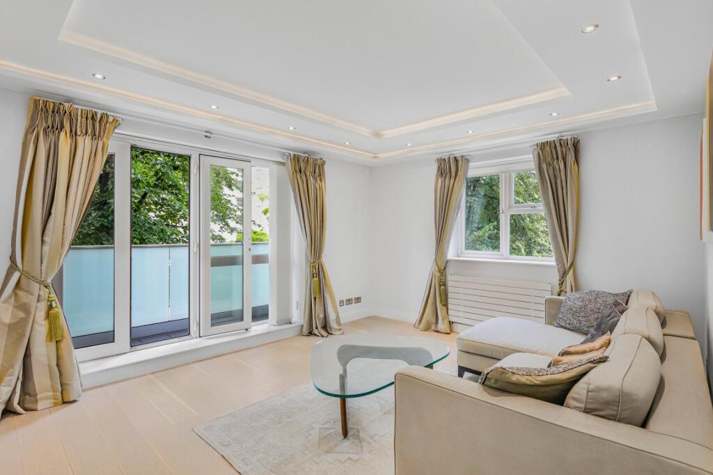 3 bed 1st Floor Flat for rent in Hampstead. From Chestertons Estate Agents - St Johns Wood Lettings