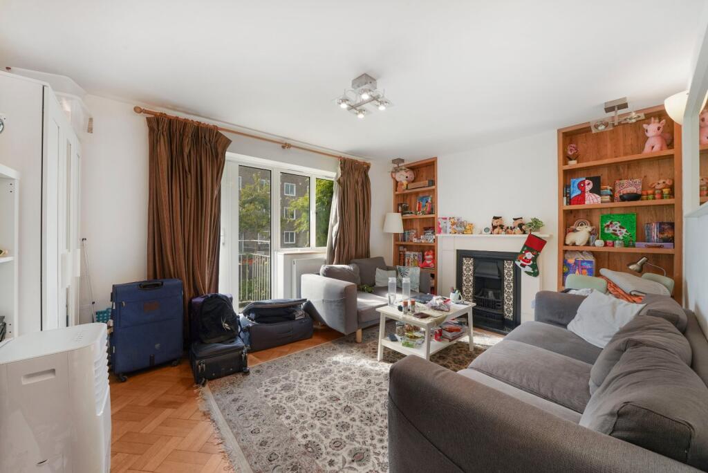 2 bed 1st Floor Flat for rent in Paddington. From Chestertons Estate Agents - St Johns Wood Lettings 2 bed 1st Floor Flat for rent in Paddington. From Chestertons Estate Agents - St Johns Wood Lettings