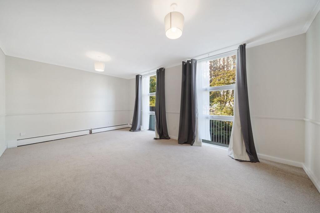 6 bed Mid Terraced House for rent in Hampstead. From Chestertons Estate Agents - St Johns Wood Lettings