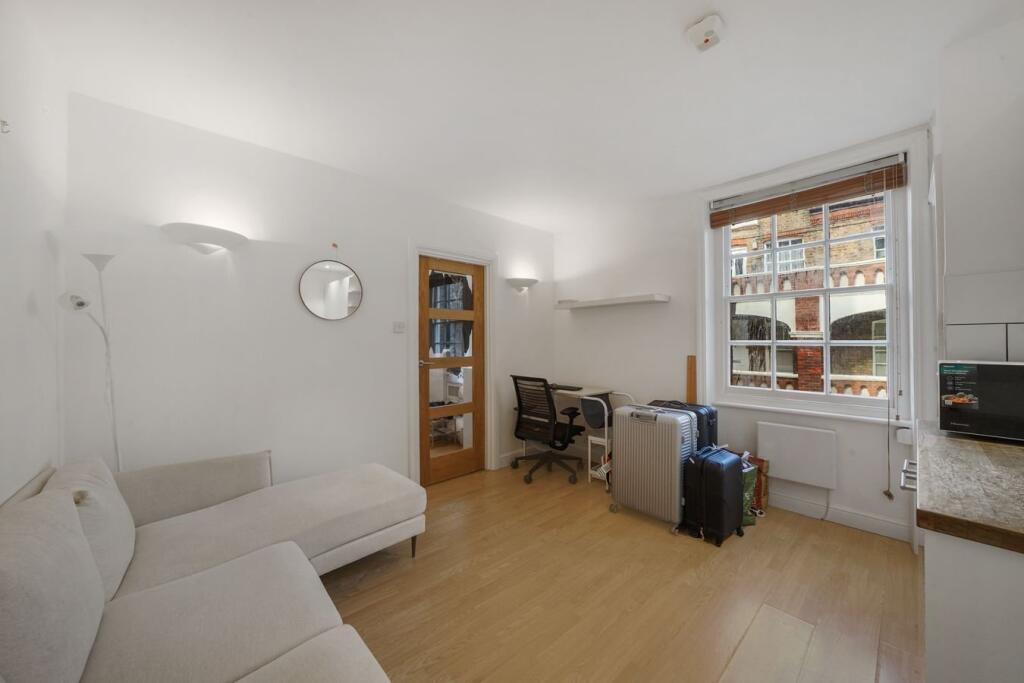 1 bed 1st Floor Flat for rent in Camden Town. From Chestertons Estate Agents - St Johns Wood Lettings