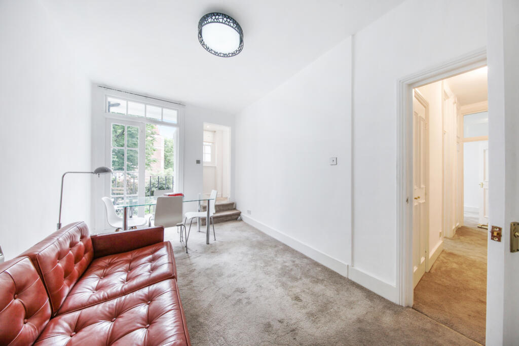 2 bed 1st Floor Flat for rent in Paddington. From Chestertons Estate Agents - St Johns Wood Lettings