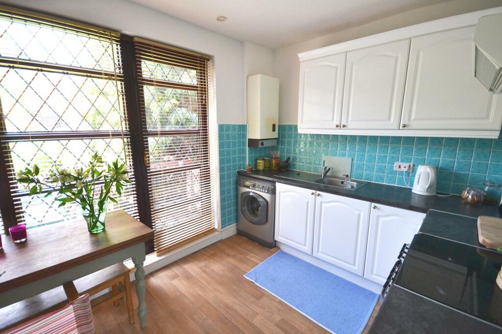 3 bed Mid Terraced House for rent in Bermondsey. From Chestertons Estate Agents - Tower Bridge Lettings