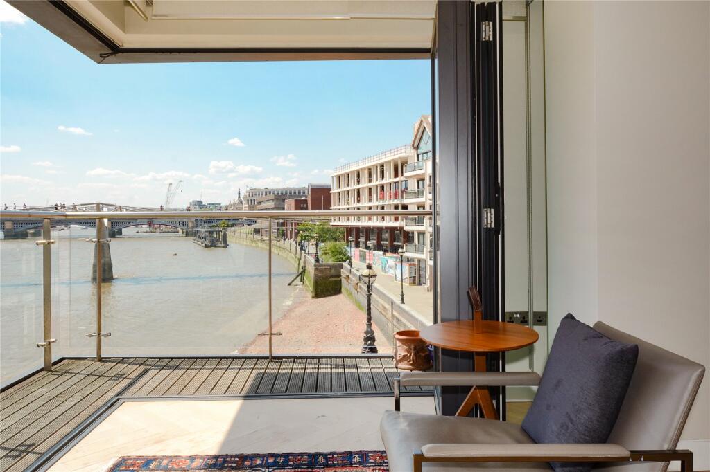 2 bed Flat for rent in London. From Chestertons Estate Agents - Tower Bridge Lettings