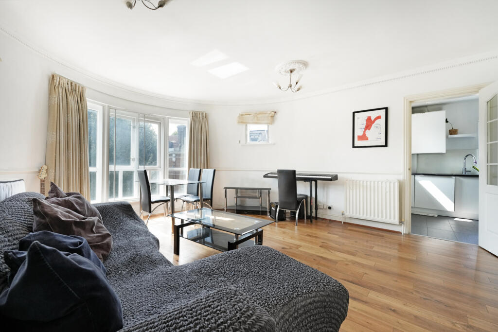 2 bed 1st Floor Flat for rent in Bermondsey. From Chestertons Estate Agents - Tower Bridge Lettings