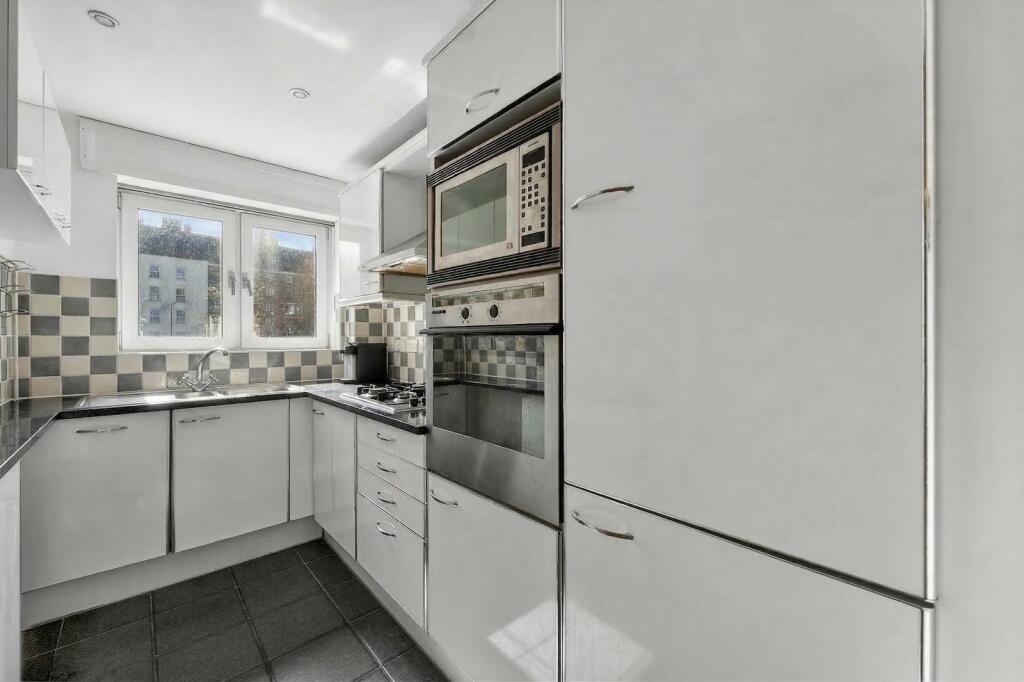 2 bed 1st Floor Flat for rent in Bermondsey. From Chestertons Estate Agents - Tower Bridge Lettings