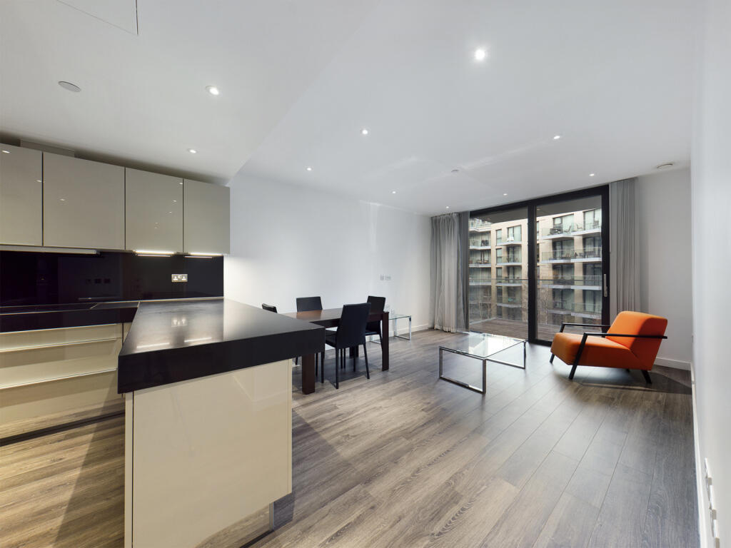 2 bed 1st Floor Flat for rent in Stepney. From Chestertons Estate Agents - Tower Bridge Lettings