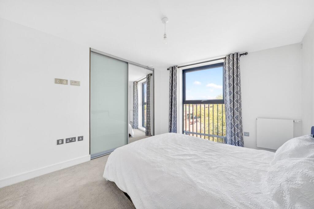 2 bed 1st Floor Flat for rent in Bermondsey. From Chestertons Estate Agents - Tower Bridge Lettings