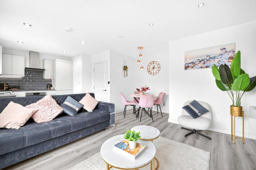 2 bed 1st Floor Flat for rent in Camberwell. From Chestertons Estate Agents - Tower Bridge Lettings