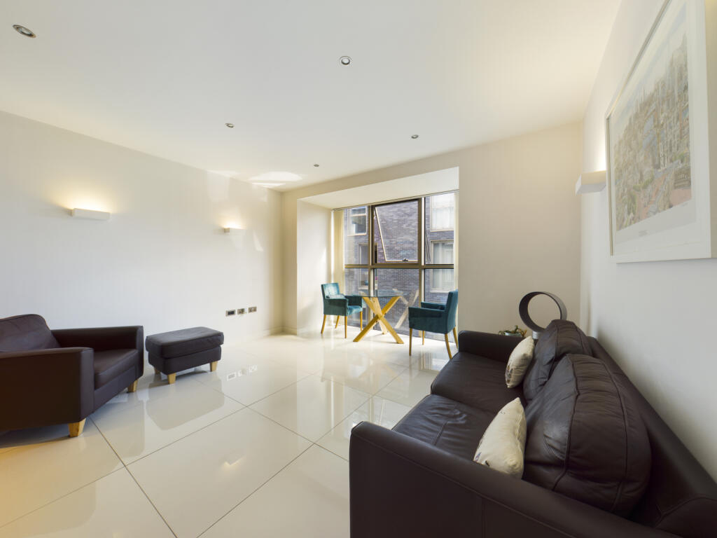 1 bed 1st Floor Flat for rent in Bermondsey. From Chestertons Estate Agents - Tower Bridge Lettings 1 bed 1st Floor Flat for rent in Bermondsey. From Chestertons Estate Agents - Tower Bridge Lettings