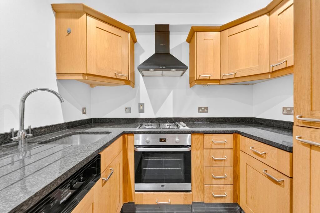 2 bed Not Specified for rent in Stepney. From Chestertons Estate Agents - Tower Bridge Lettings