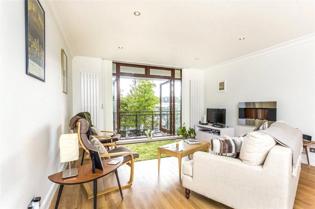 2 bed 1st Floor Flat for rent in Bermondsey. From Chestertons Estate Agents - Tower Bridge Lettings 2 bed 1st Floor Flat for rent in Bermondsey. From Chestertons Estate Agents - Tower Bridge Lettings