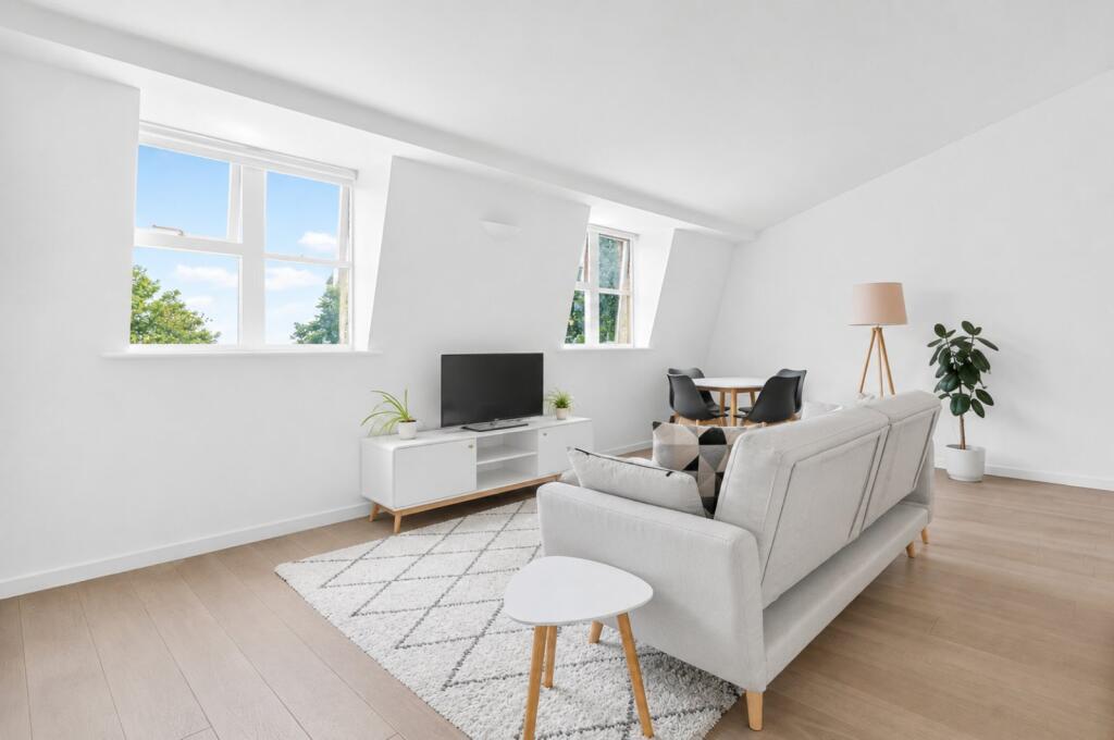 2 bed 1st Floor Flat for rent in Stepney. From Chestertons Estate Agents - Tower Bridge Lettings 2 bed 1st Floor Flat for rent in Stepney. From Chestertons Estate Agents - Tower Bridge Lettings