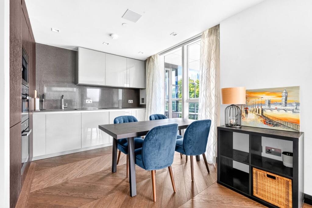 2 bed 1st Floor Flat for rent in Bermondsey. From Chestertons Estate Agents - Tower Bridge Lettings 2 bed 1st Floor Flat for rent in Bermondsey. From Chestertons Estate Agents - Tower Bridge Lettings