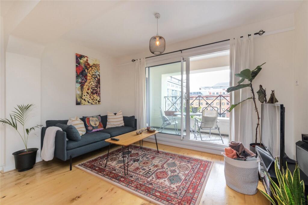 2 bed 1st Floor Flat for rent in Bermondsey. From Chestertons Estate Agents - Tower Bridge Lettings 2 bed 1st Floor Flat for rent in Bermondsey. From Chestertons Estate Agents - Tower Bridge Lettings