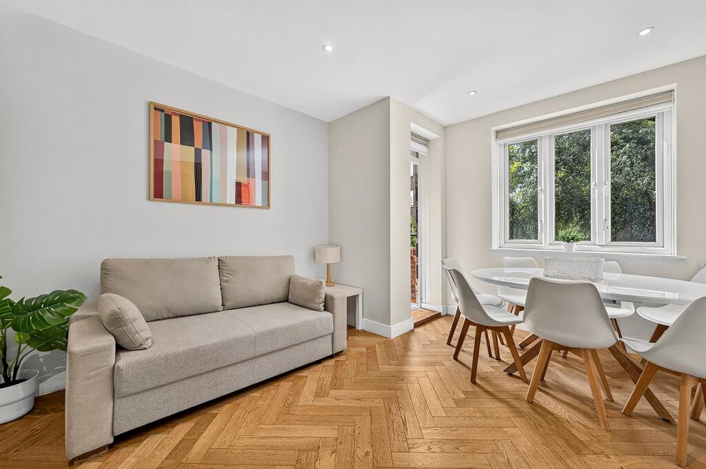 2 bed 1st Floor Flat for rent in Bermondsey. From Chestertons Estate Agents - Tower Bridge Lettings