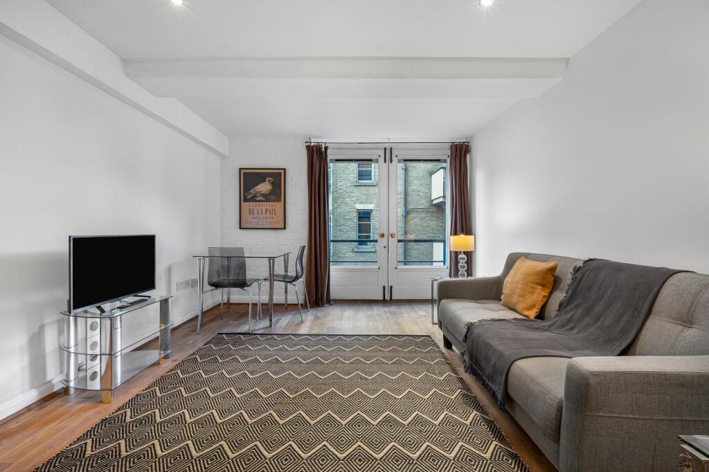 1 bed 1st Floor Flat for rent in Bermondsey. From Chestertons Estate Agents - Tower Bridge Lettings