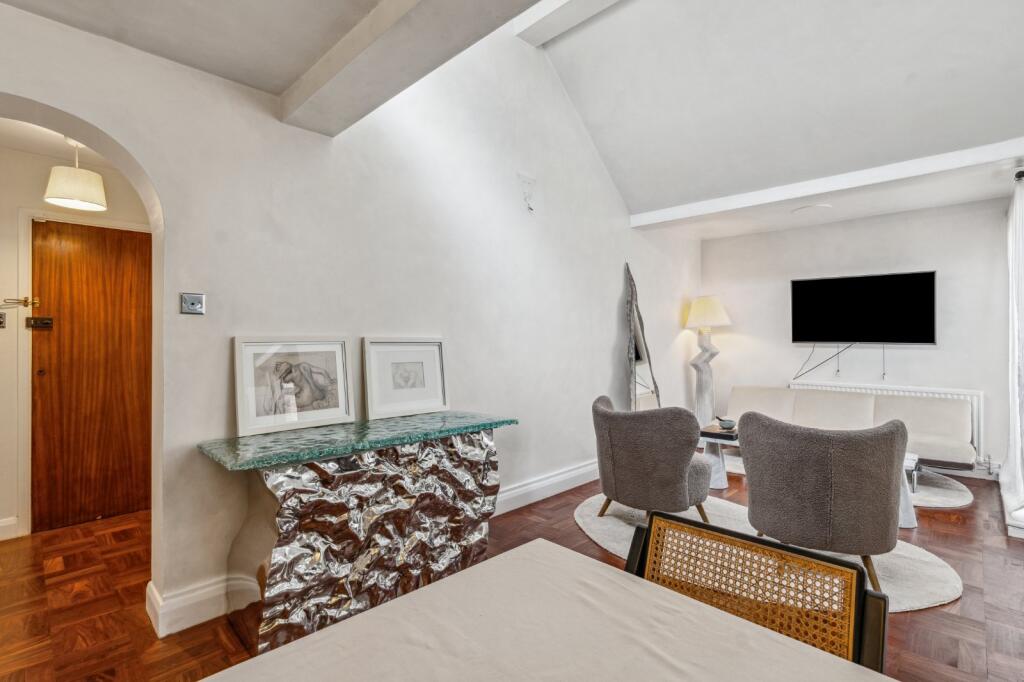 1 bed 1st Floor Flat for rent in Wandsworth. From Chestertons Estate Agents - Wandsworth Lettings 1 bed 1st Floor Flat for rent in Wandsworth. From Chestertons Estate Agents - Wandsworth Lettings