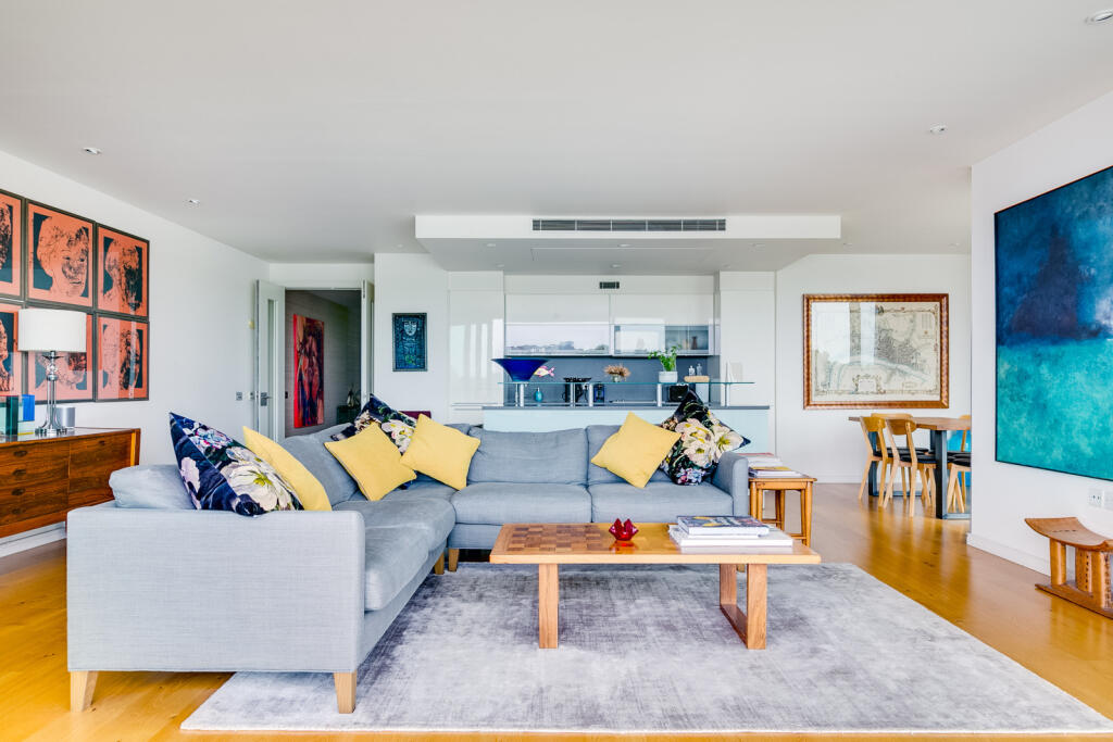 2 bed 1st Floor Flat for rent in Wandsworth. From Chestertons Estate Agents - Wandsworth Lettings 2 bed 1st Floor Flat for rent in Wandsworth. From Chestertons Estate Agents - Wandsworth Lettings