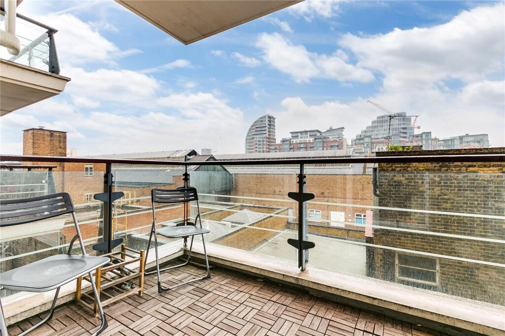 2 bed 1st Floor Flat for rent in Wandsworth. From Chestertons Estate Agents - Wandsworth Lettings 2 bed 1st Floor Flat for rent in Wandsworth. From Chestertons Estate Agents - Wandsworth Lettings