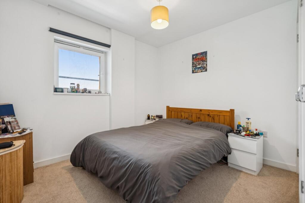 2 bed 1st Floor Flat for rent in Wandsworth. From Chestertons Estate Agents - Wandsworth Lettings